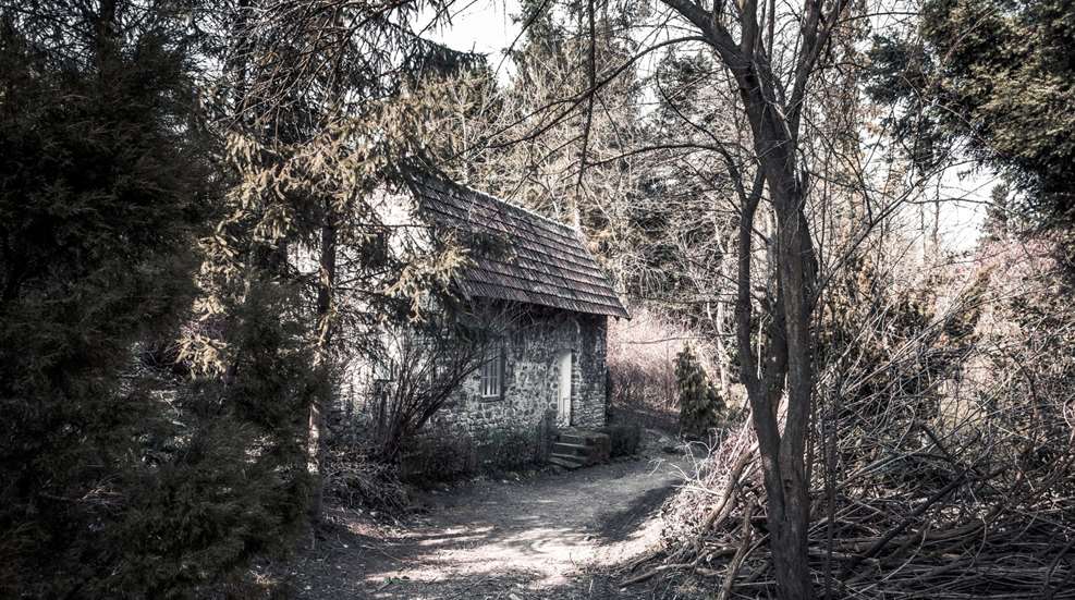 Huntress Hating Haunt Lede