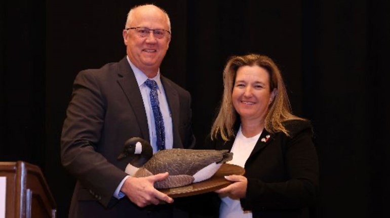 NRA Women | Kim Rhode Receives the NSSF Ken Sedlecky Lifetime Achievement Award