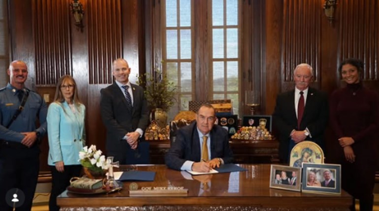 NRA Women | Women For Gun Rights Leaders Participate in Missouri Bill Signing and New Jersey Community Safety Initiative