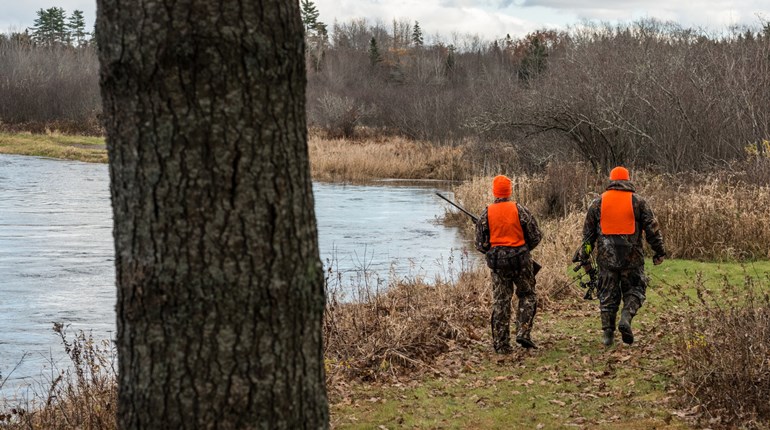 NRA Women | Hunting Dilemma: When Another Hunter Sets Up Too Close to You