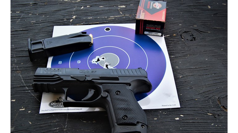 NRA Women | Scene Steeler: Walther Arms Q4 SF 9 mm Pistol