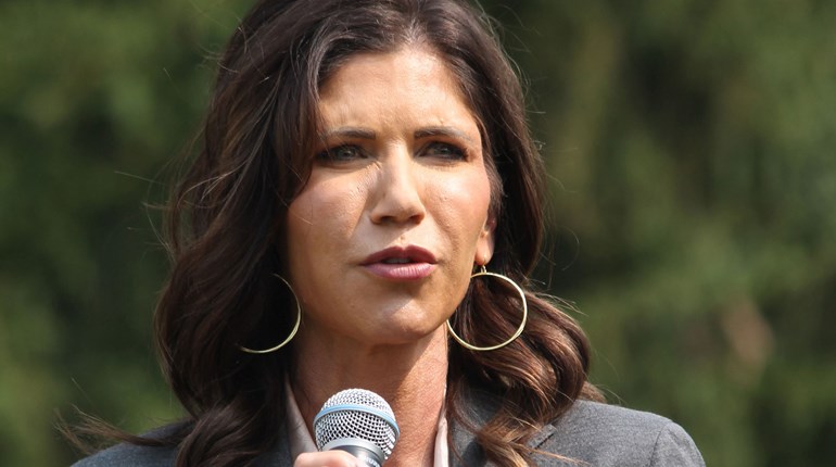 NRA Women | S.D. Gov. Kristi Noem to Receive NRA Hunters Leadership Award at NRA Annual Meetings