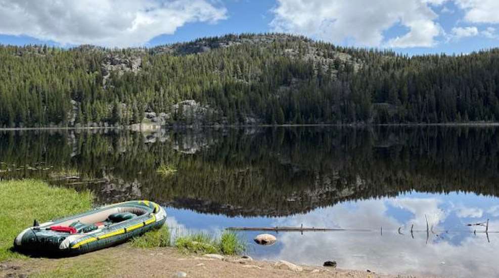 Rao Mountain Lake Lede Photo By Rao