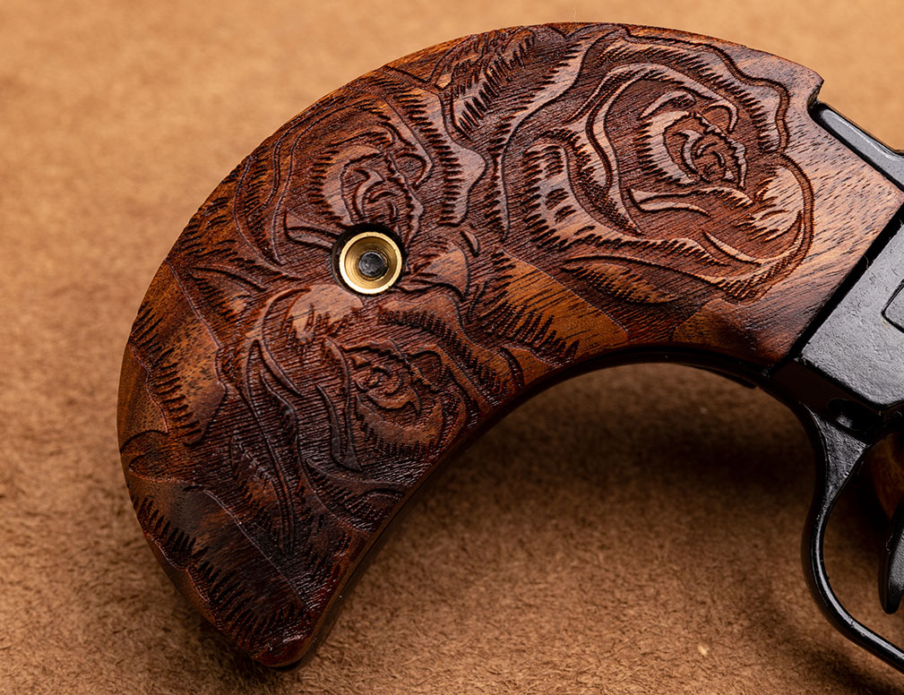 NeilJ.RoseChiefRedHorse限定2500体ネイティブアメリカン NRA Women | Davidson's Offers Exclusive Heritage Mfg. Barkeep “Roses”