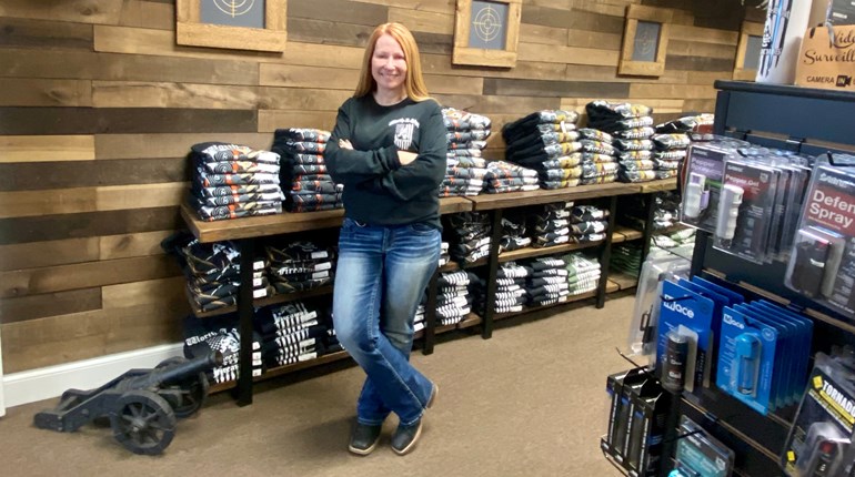 NRA Women | Truly Worthy: Donna Worthy Wins NRA Golden Bullseye