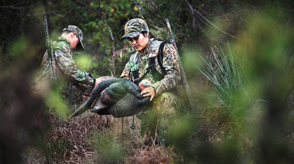 Deering Budget Opener Mossberg Turkey Hunters Pair 05