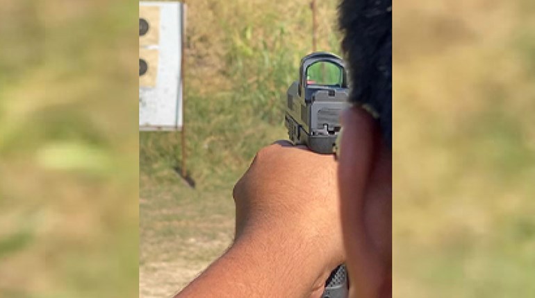 NRA Women | Electronic Sight Systems: What Are They and How Do They Work?